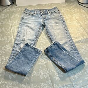 Ladies New York & Company Skinny Jeans.